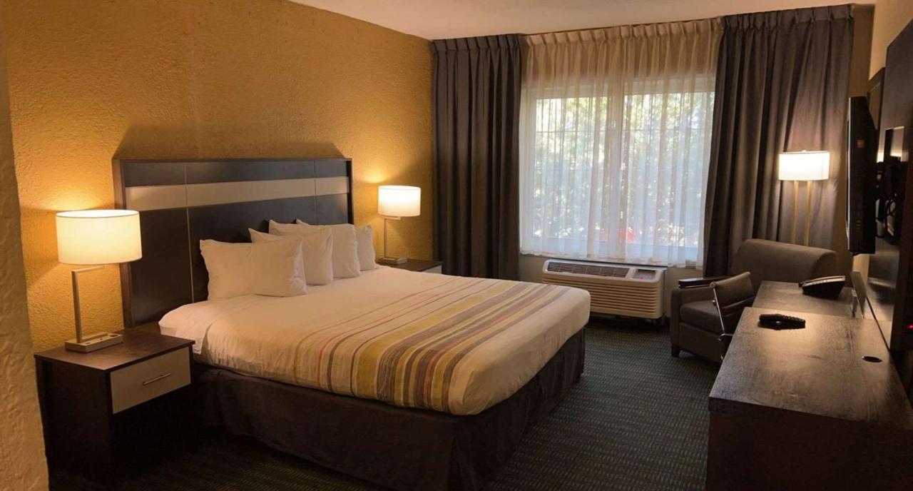 Surestay Plus Hotel By Best Western Vero Beach Bagian luar foto