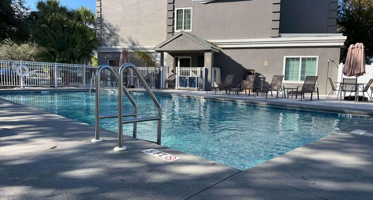 Surestay Plus Hotel By Best Western Vero Beach Bagian luar foto